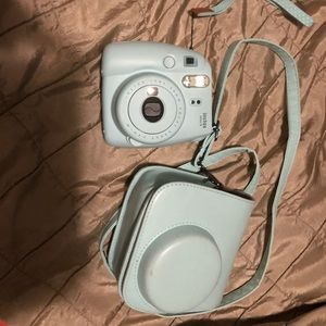 Polaroid instax mini 9